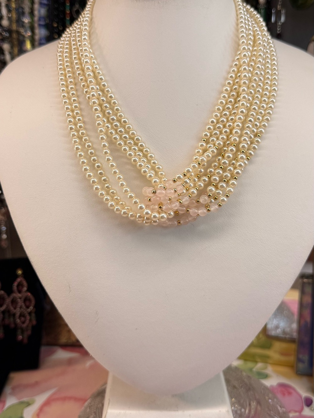 Vintage Multi-Strand Cream Pearl Necklace with Pink Accents